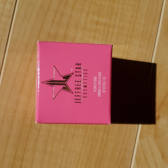 Lip scrub - Picture 2 of 2